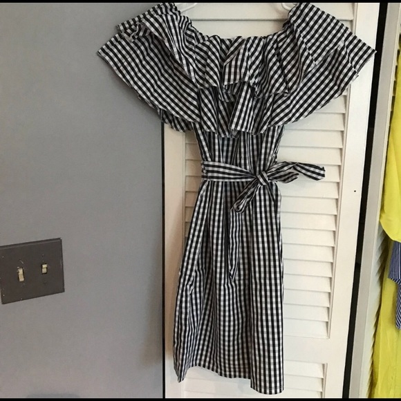 SOLD ASOS Ruffle black and white Gingham dress 💙 - Picture 2 of 3